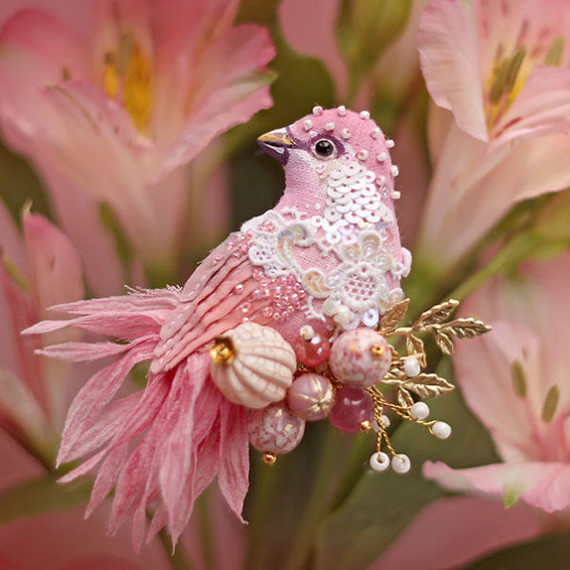 Perlen birds by Julia Gorina