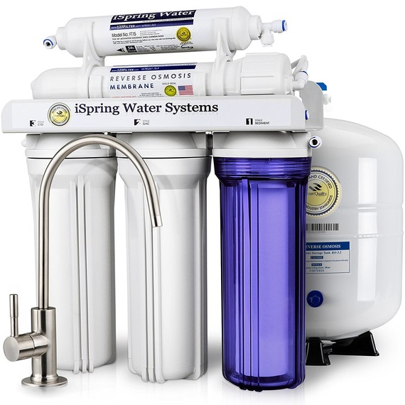 Isquell water filter system
