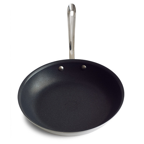 黑色 frying pan