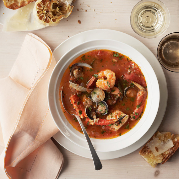 سيوبينو seafood stew
