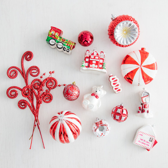 小精灵 on the Shelf Christmas tree ornaments