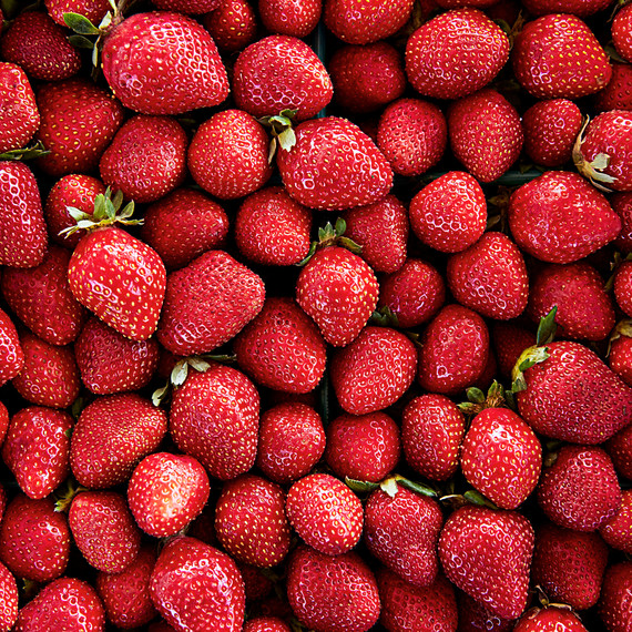 哈利 berries strawberries