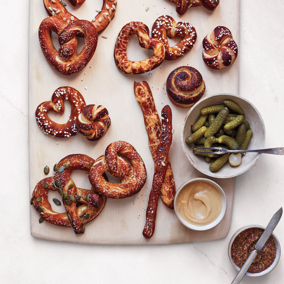 pretzel-beauty-233-d112616.jpg