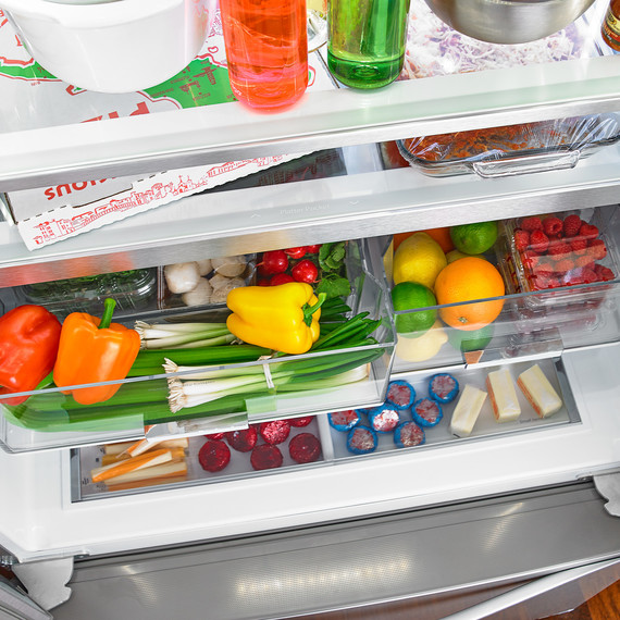 Produce crisper drawers refrigerator