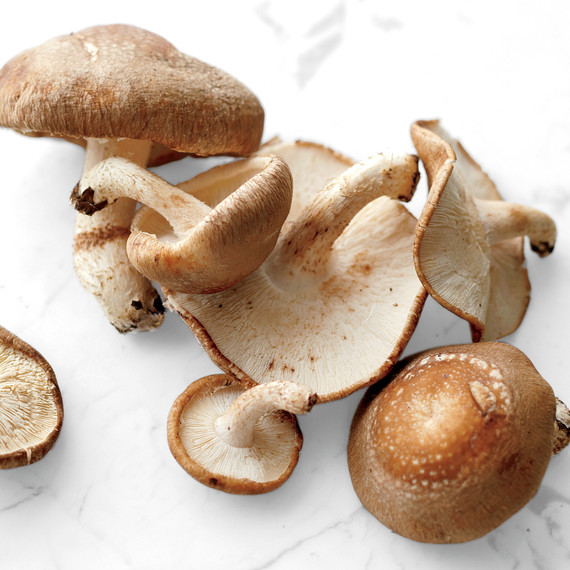 shiitake-mushrooms-med107616.jpg
