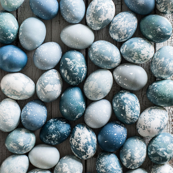 صحيح والأزرق والطبيعية، عيد الفصح البيض-dyeing.jpg
